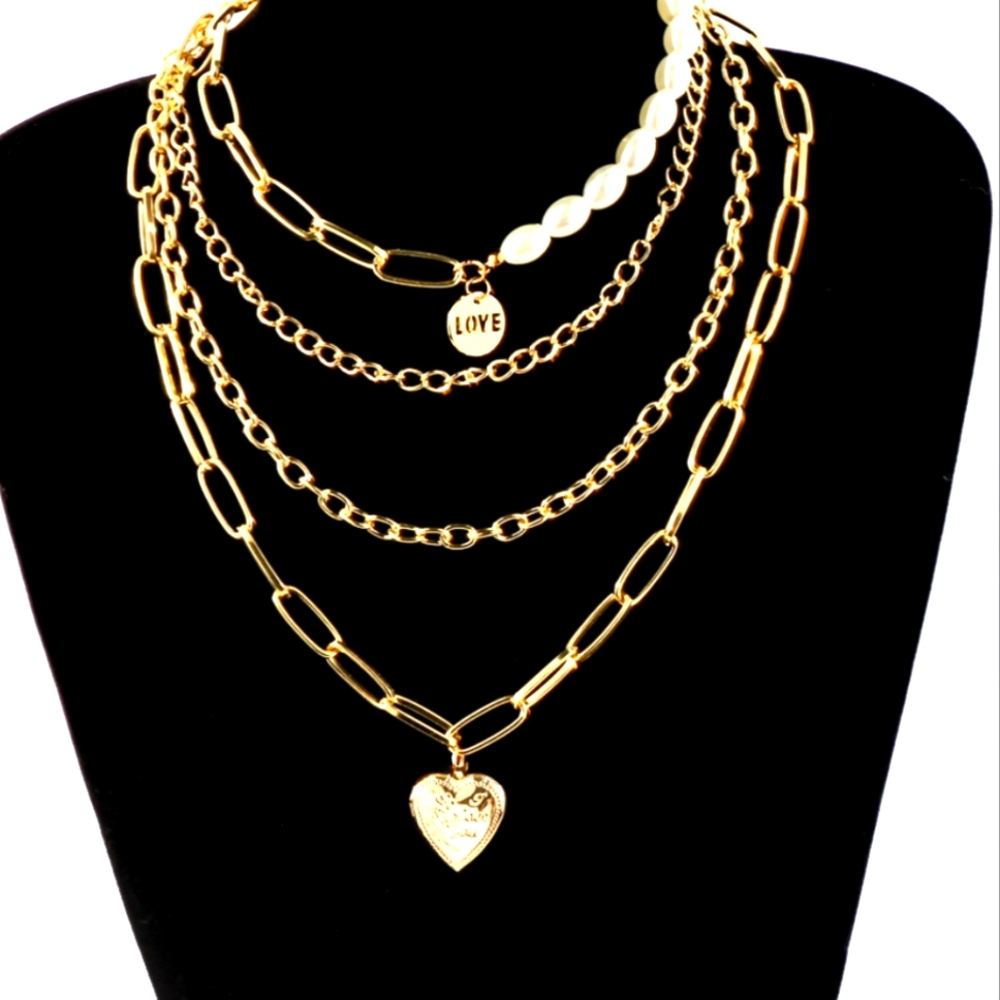 Necklace set